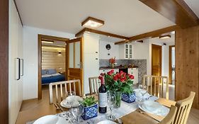 Apartament Uroczy Zakątek